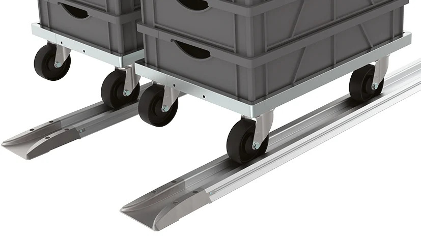 Floor castors for KLT 600 x 400, 4 steering castors, solid rubber, without drawbar and coupling